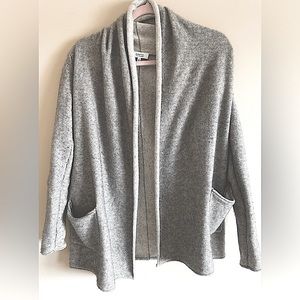 Aritizia’s Babaton with Cashmere XS Cardigan Sweater